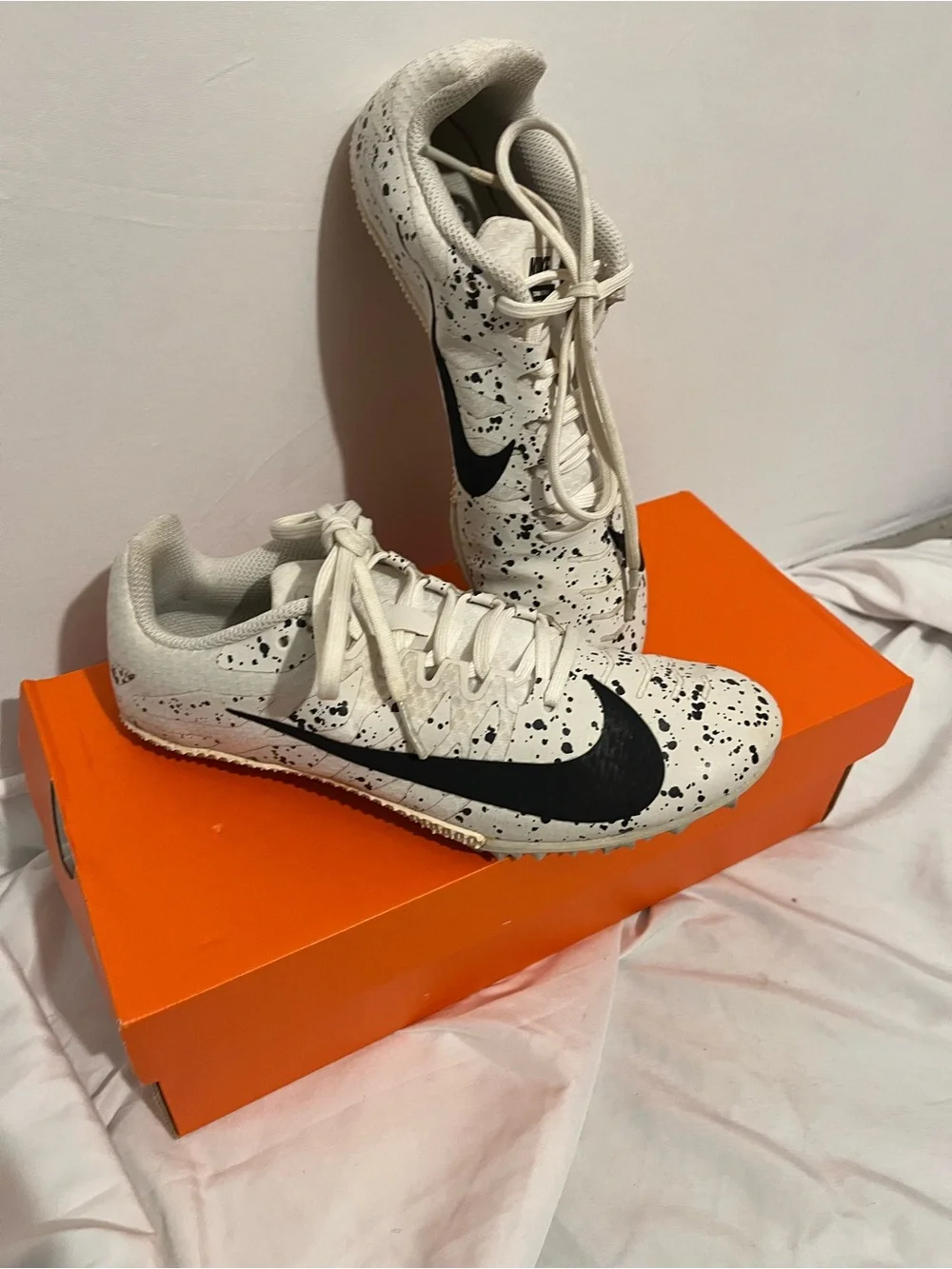 Nike White/Black Speckle Men's Track Spikes size 6.5 womens size 8